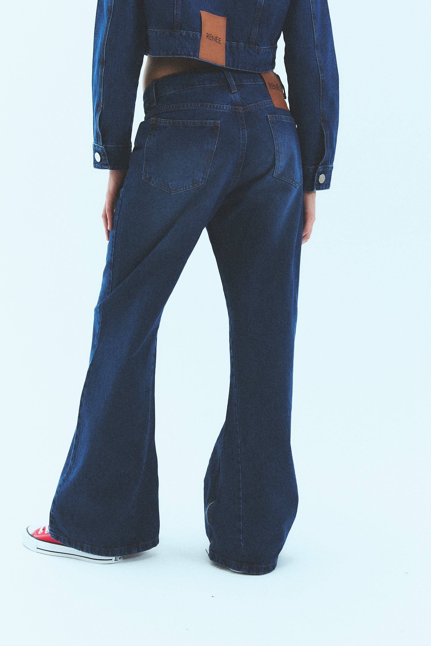 JEAN Nº15 - THE OVERSIZE BLUE