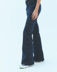 JEAN N°17 - THE CARGO