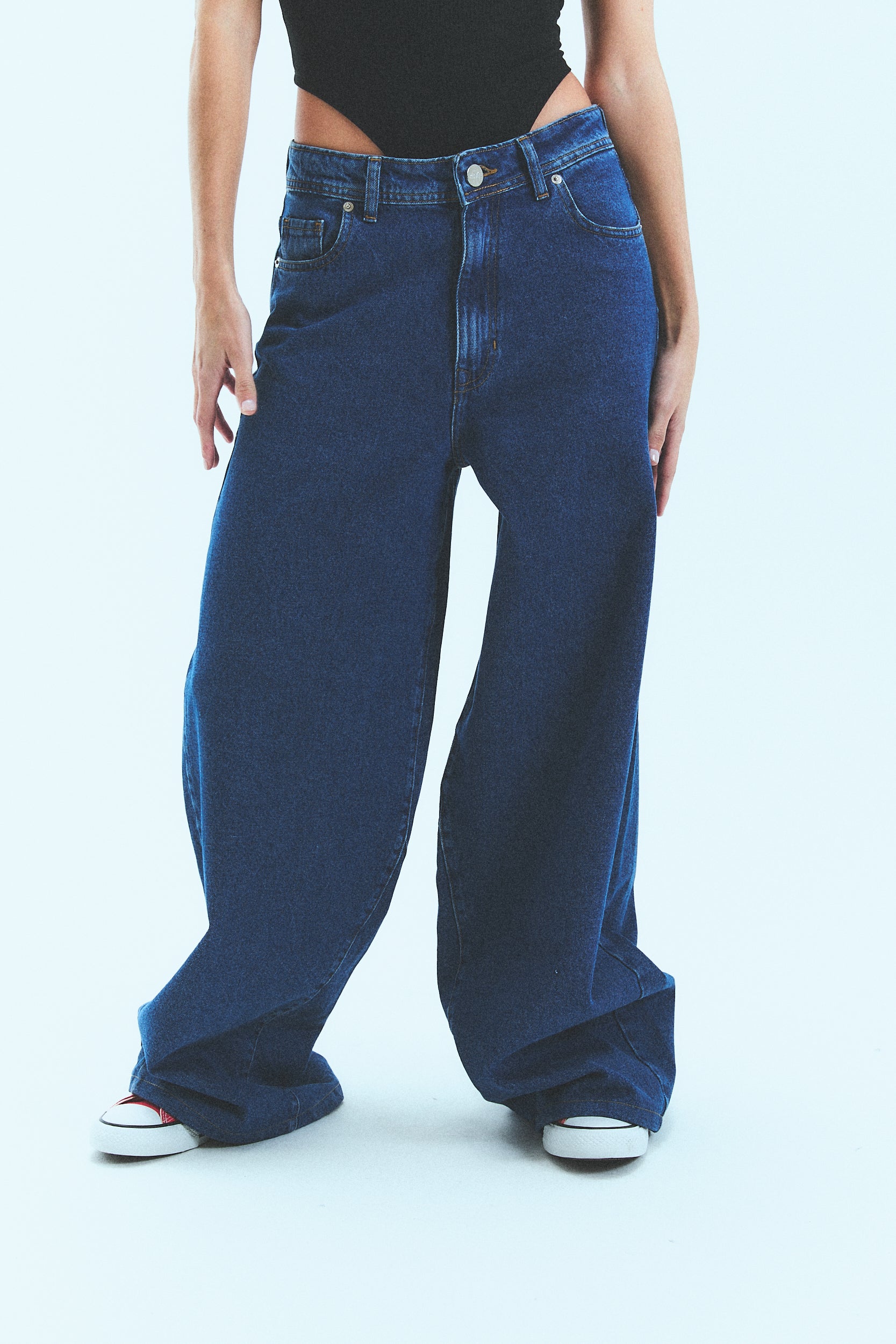 JEAN N°14 - THE OVERSIZE BLUE