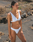BIKINI MANIFIESTO 02 - OFF WHITE