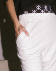ARCHIVO - JOGGER RINGO OFF WHITE