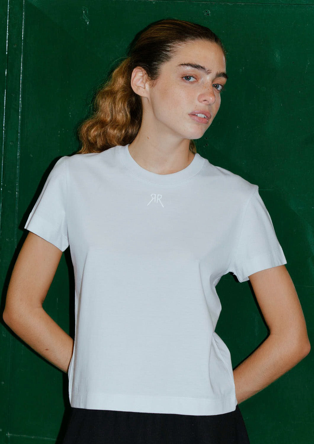 REMERA ESMERALDA - OFF WHITE