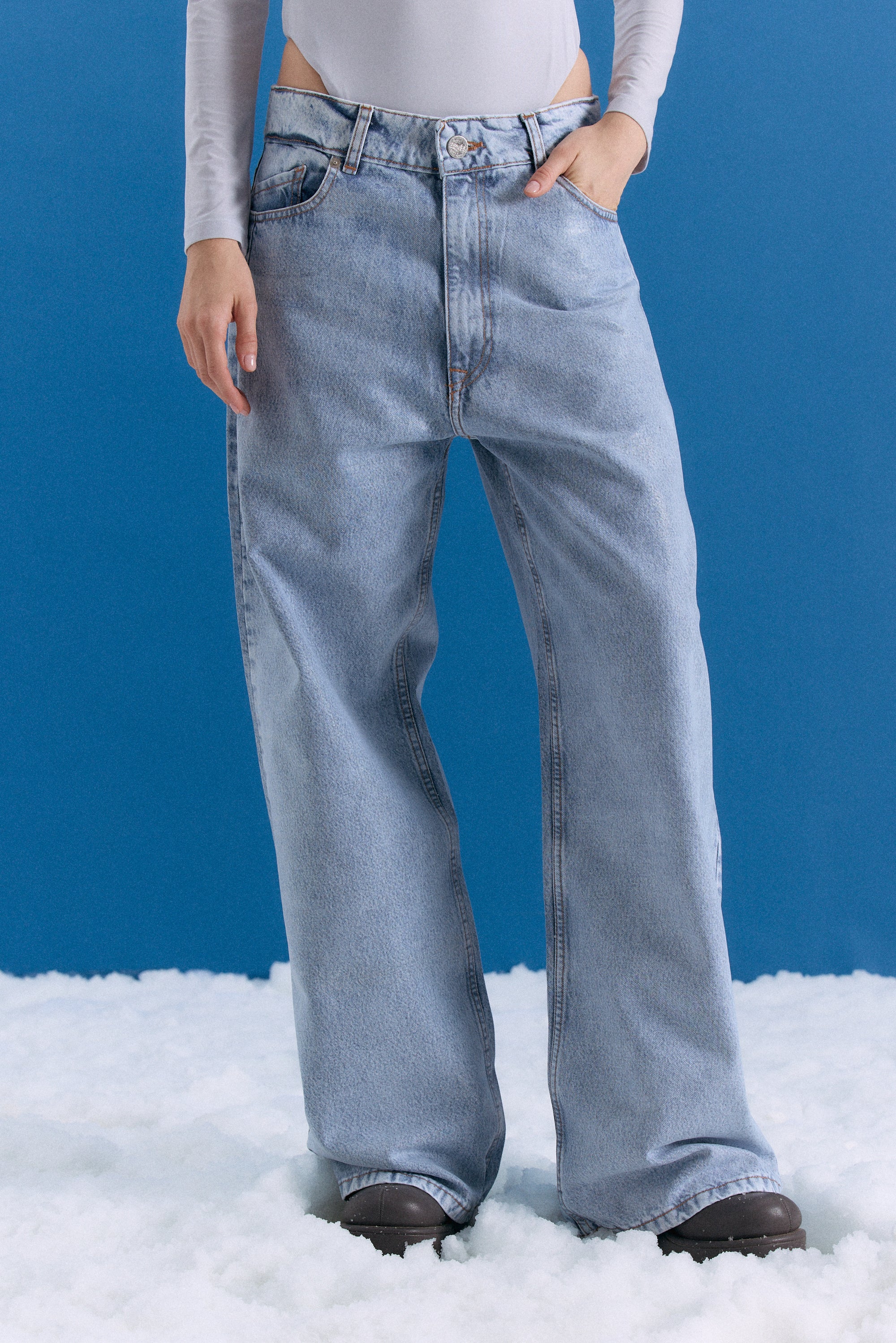 JEAN Nº 3 - THE OVERSIZE FOIL