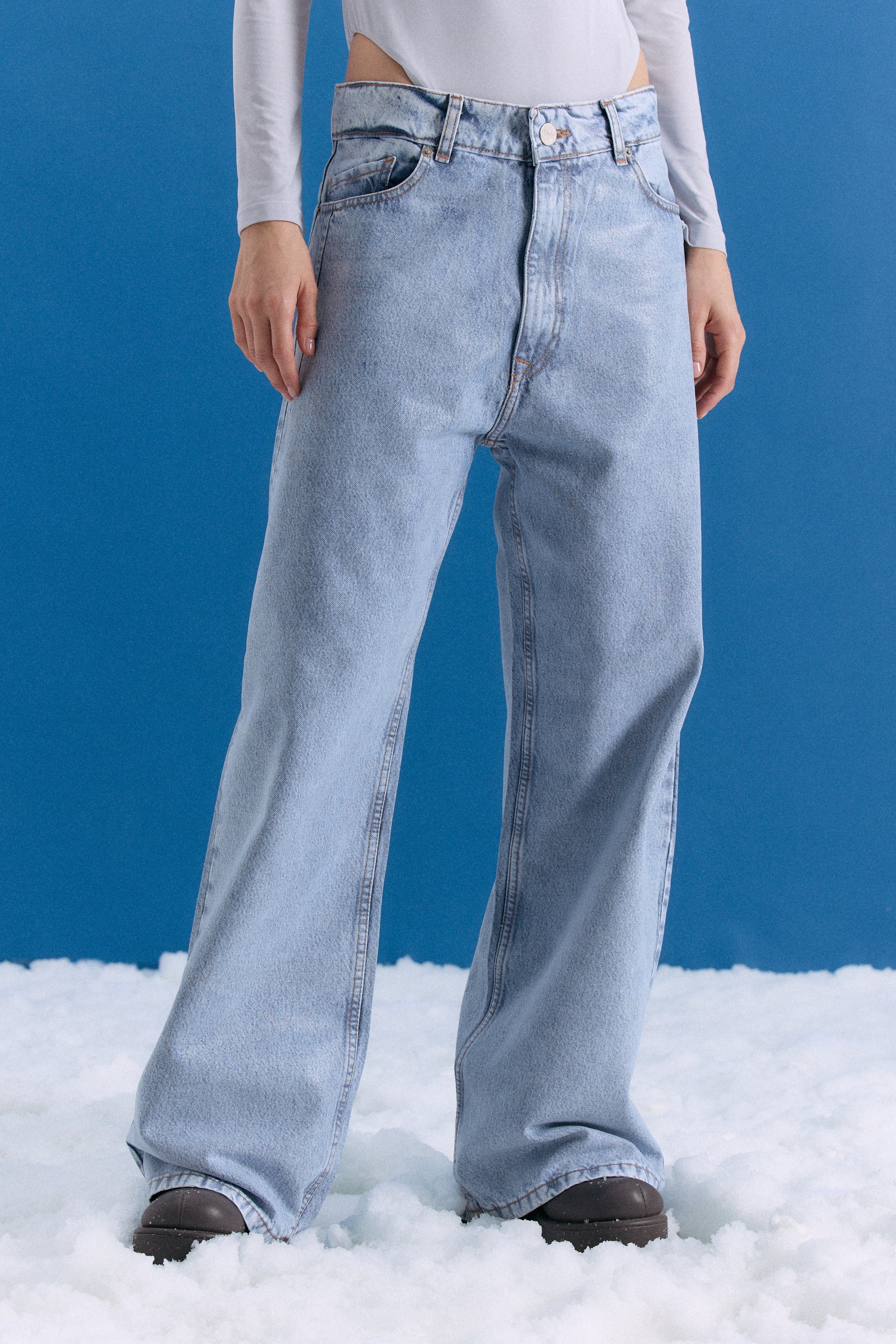 JEAN Nº 3 - THE OVERSIZE FOIL