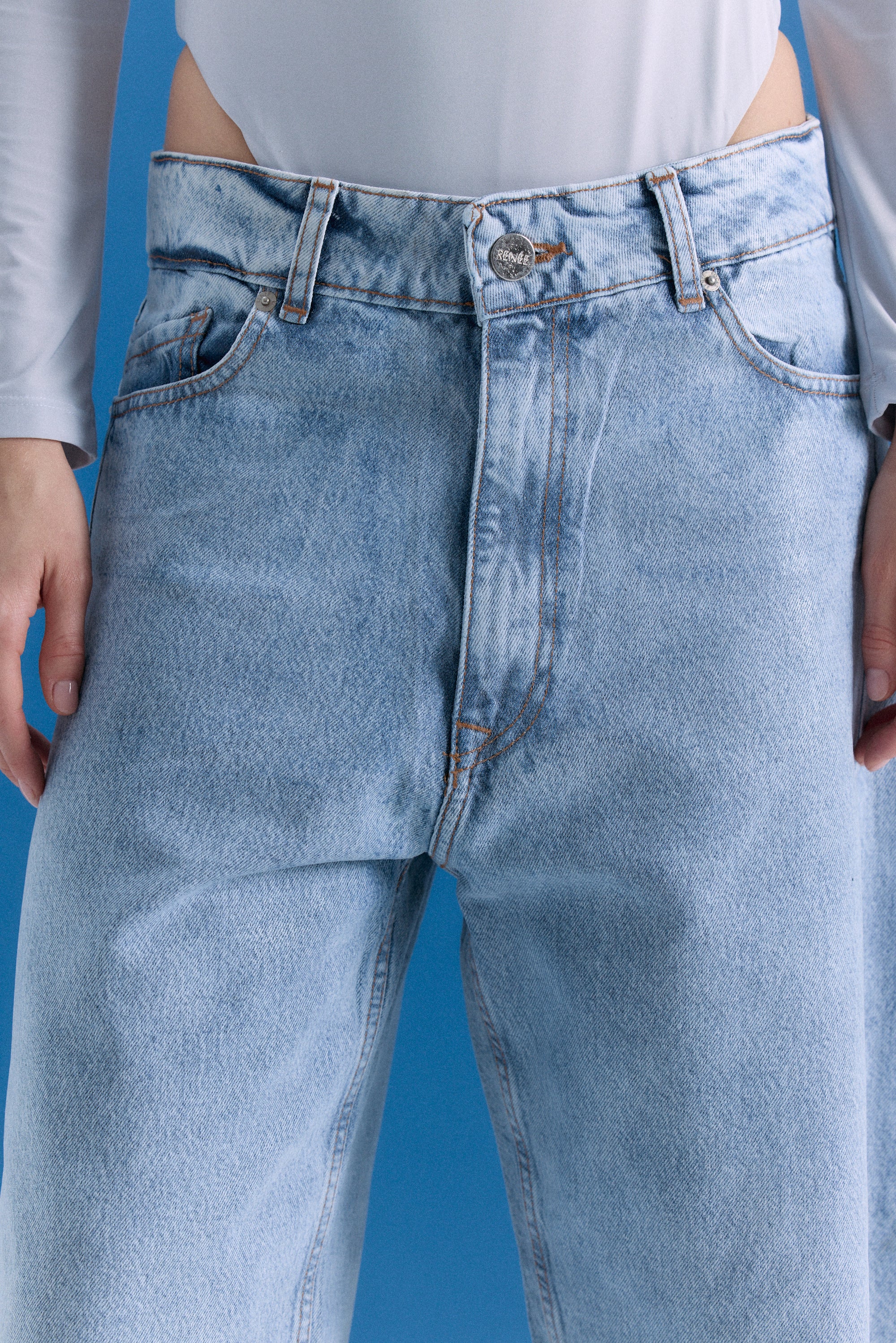 JEAN Nº 3 - THE OVERSIZE FOIL