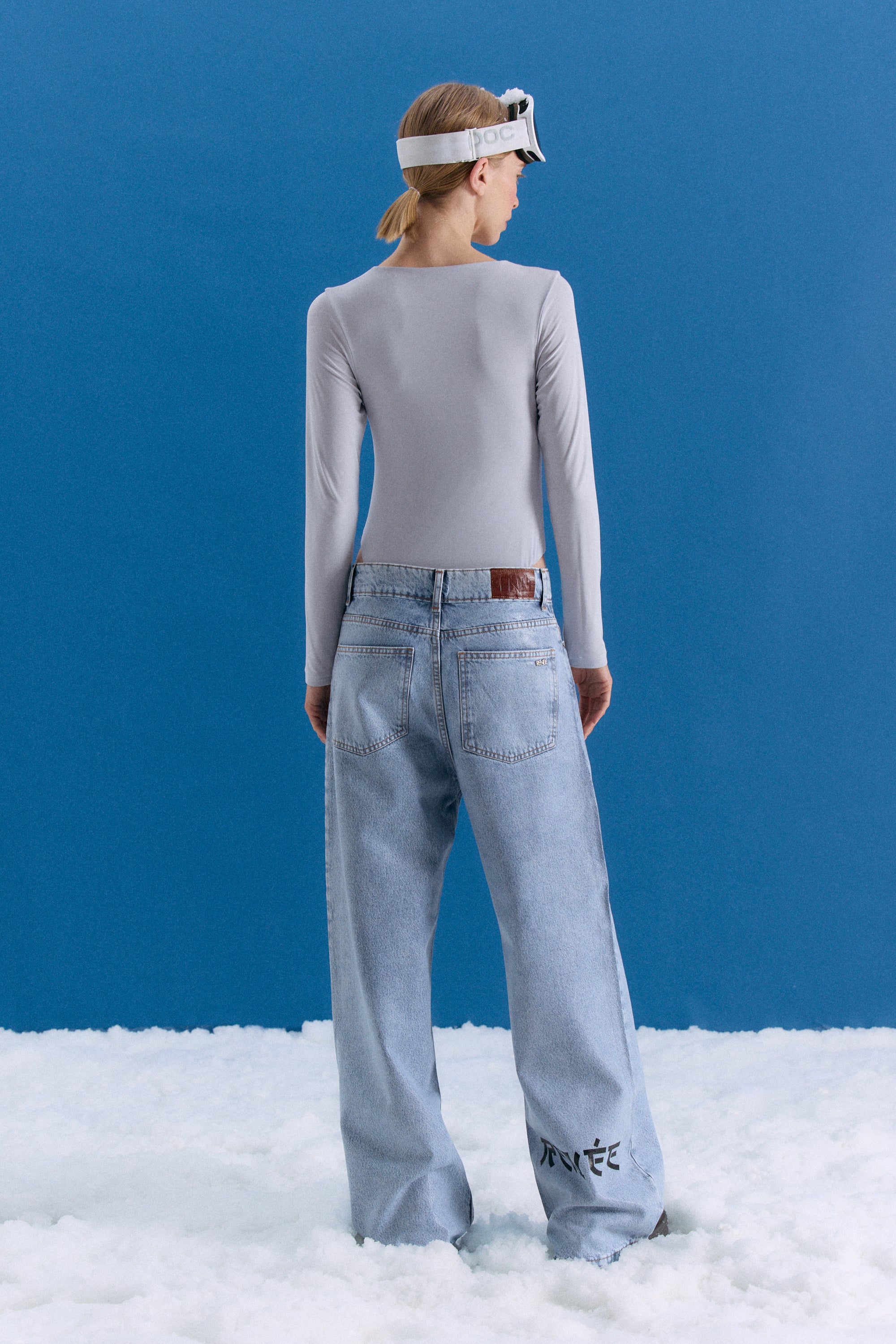 JEAN Nº 3 - THE OVERSIZE FOIL