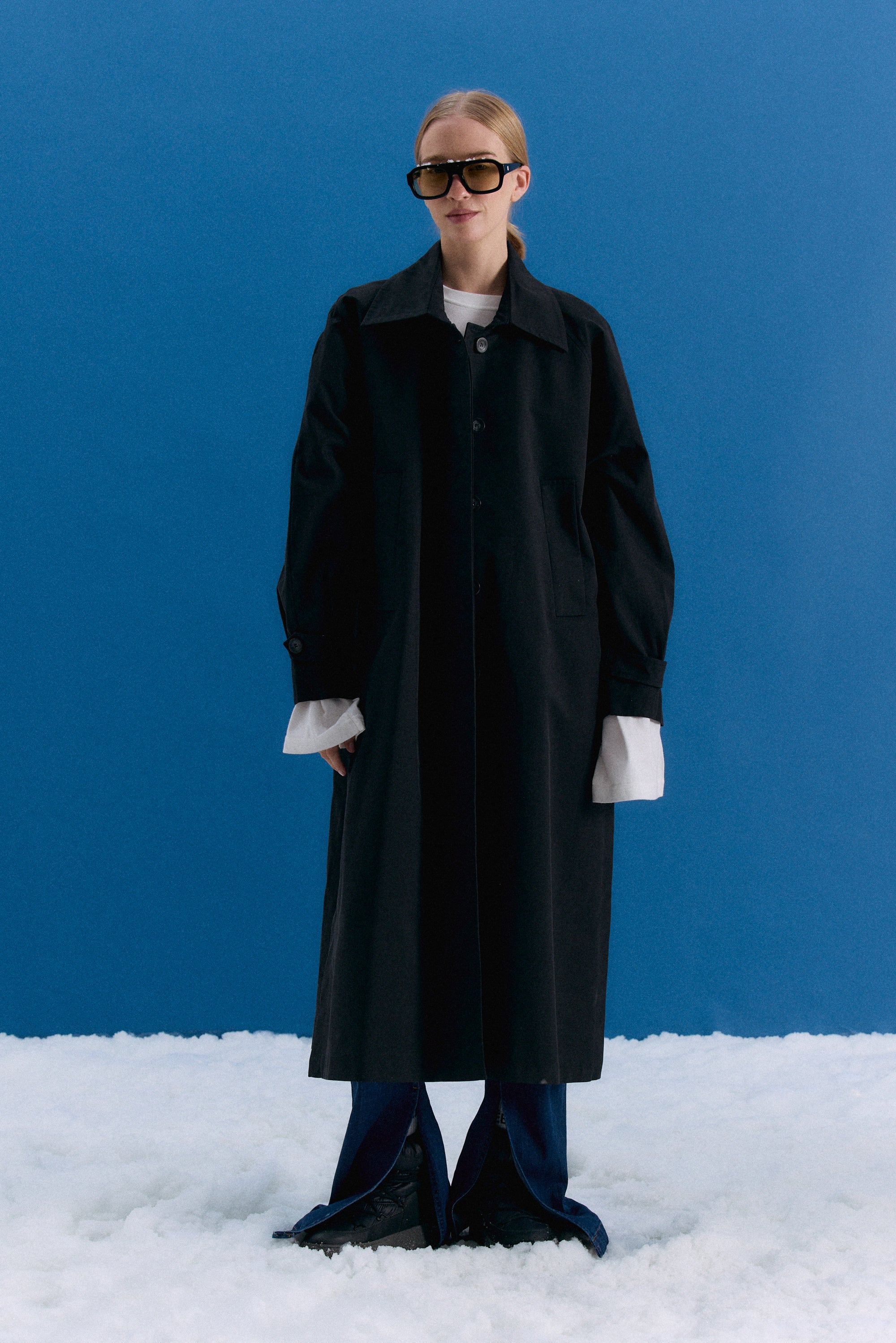 TRENCH OASIS - BLACK