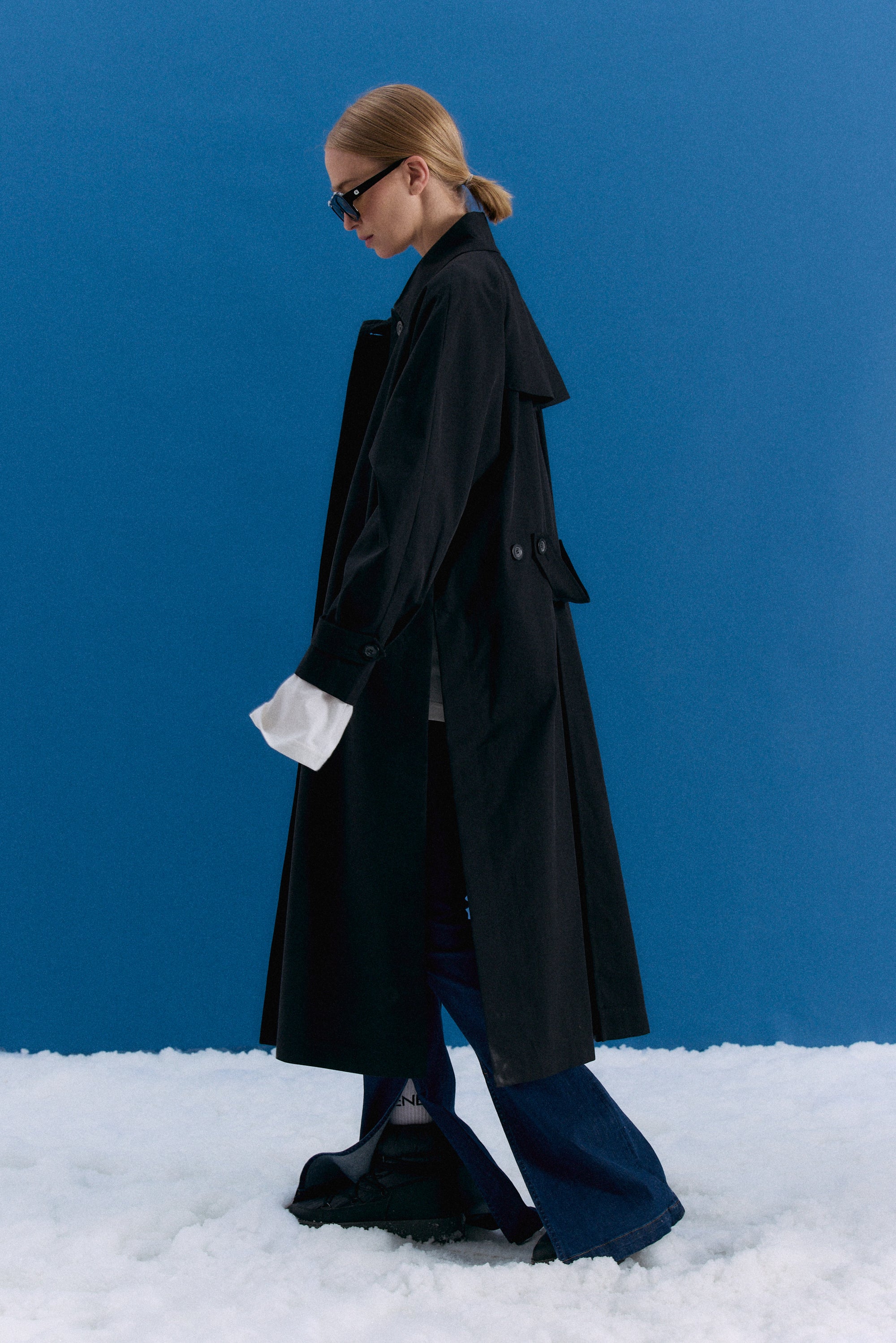 TRENCH OASIS - BLACK