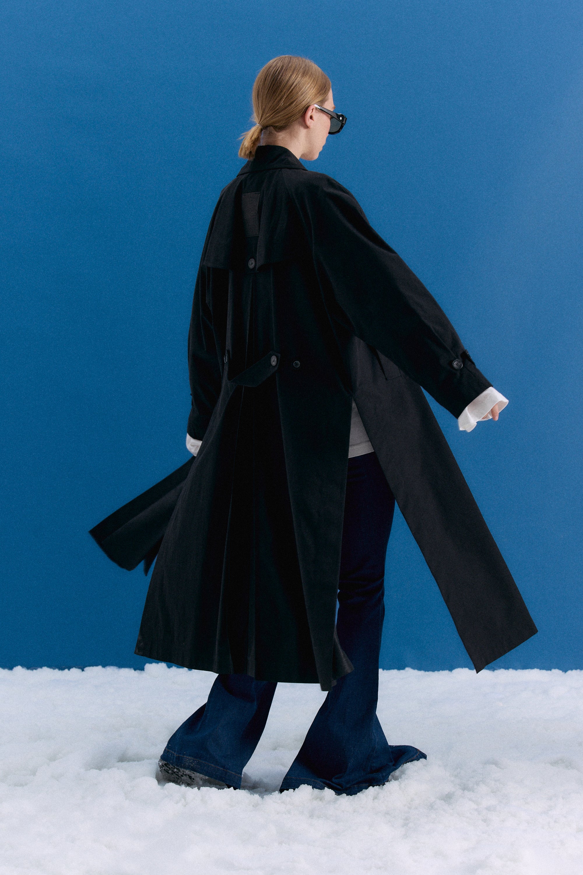 TRENCH OASIS - BLACK