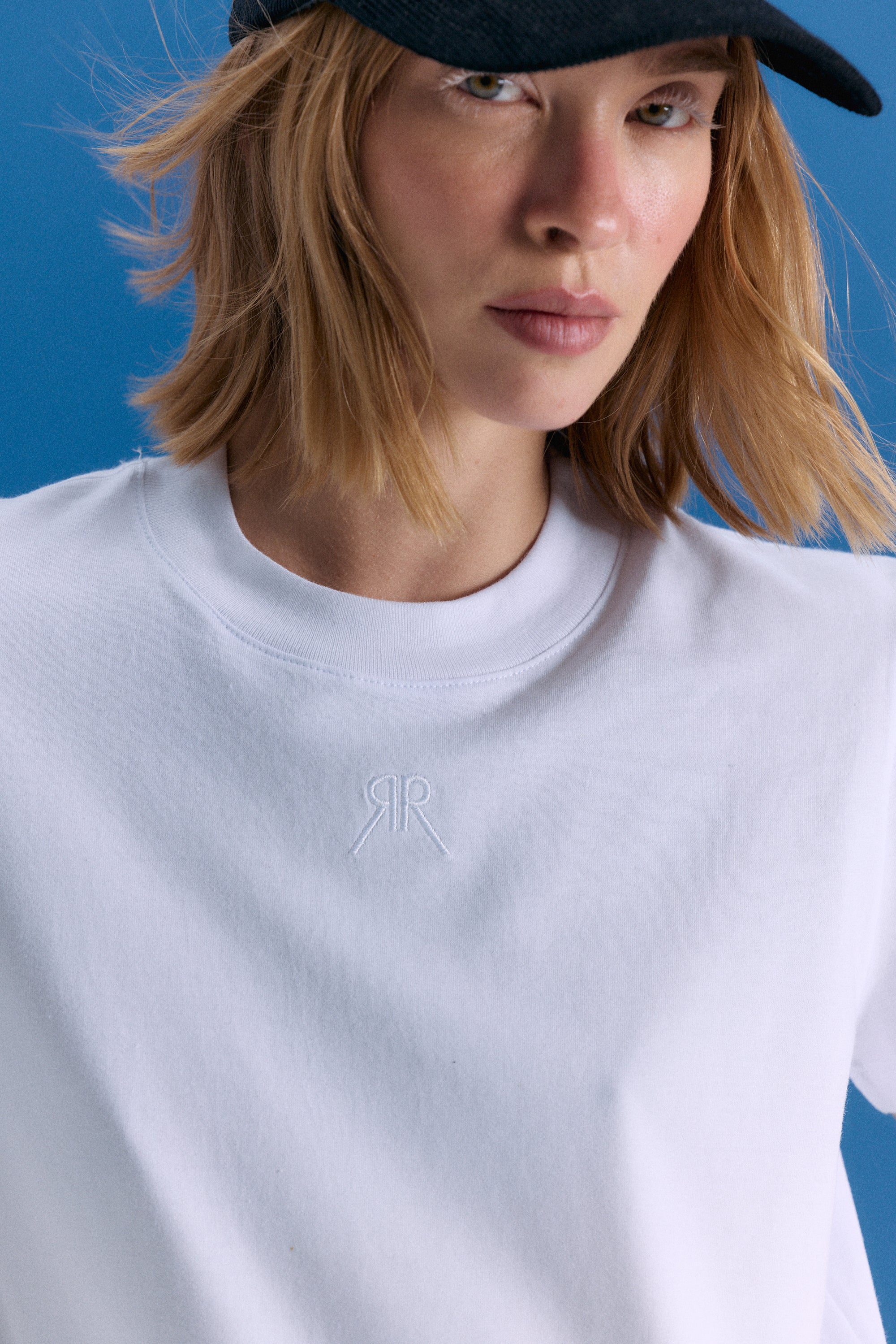 REMERA ESMERALDA - OFF WHITE