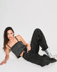 JEAN Nº21 – THE STRAIGHT SHINY BLACK