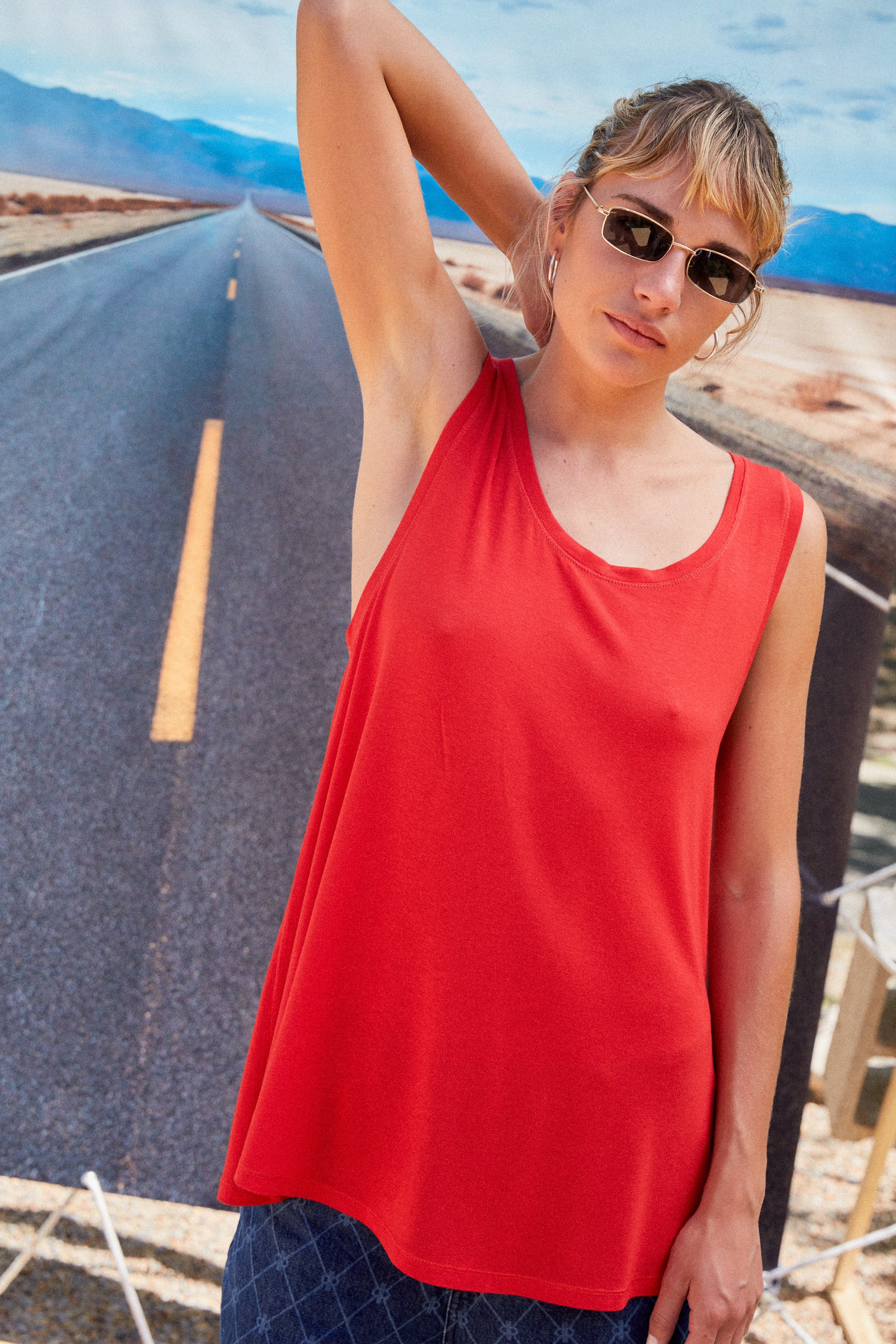 CAIRO TANK TOP - RED