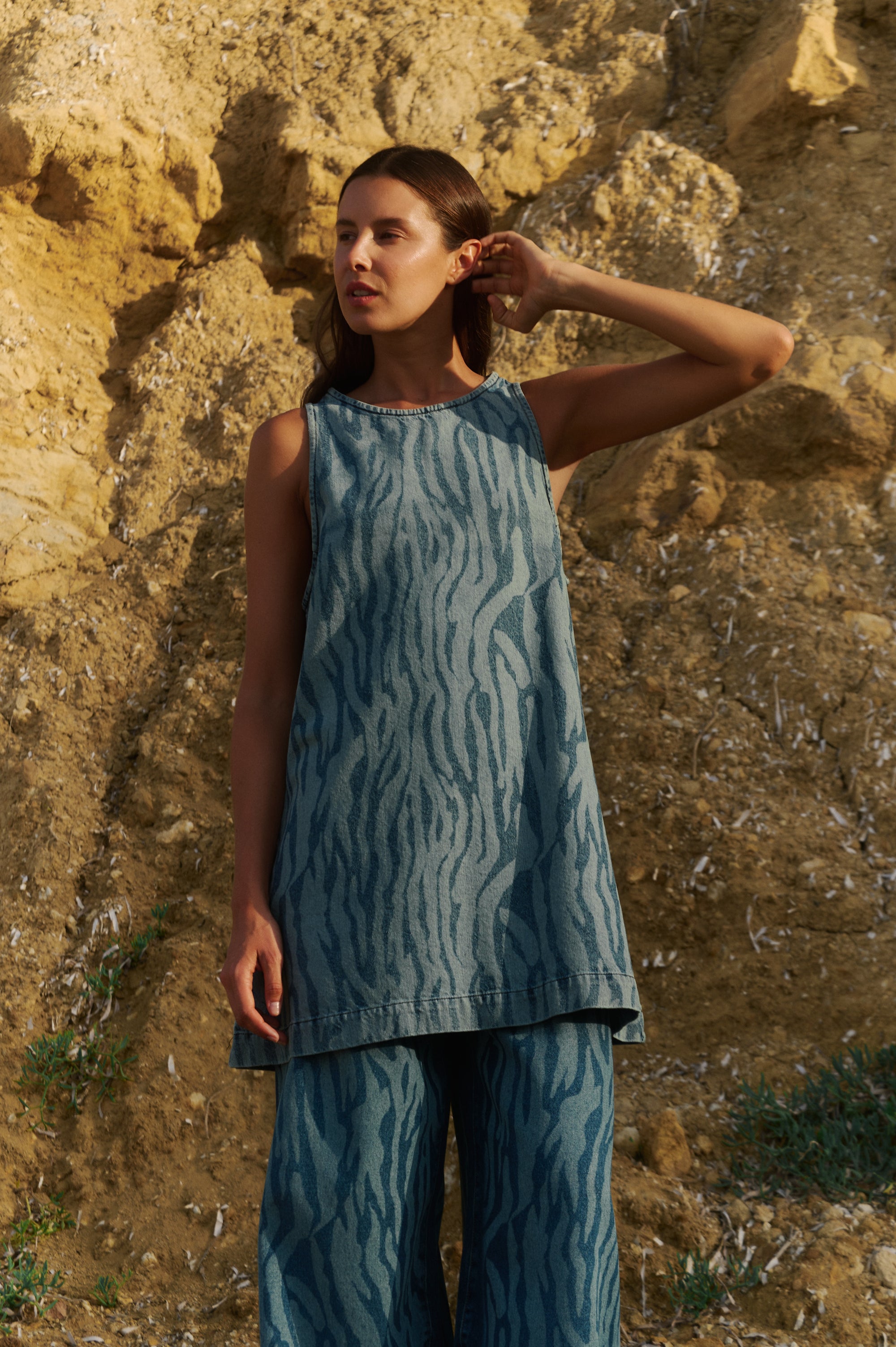 JEAN Nº24 - THE OVERSIZE SAFARI