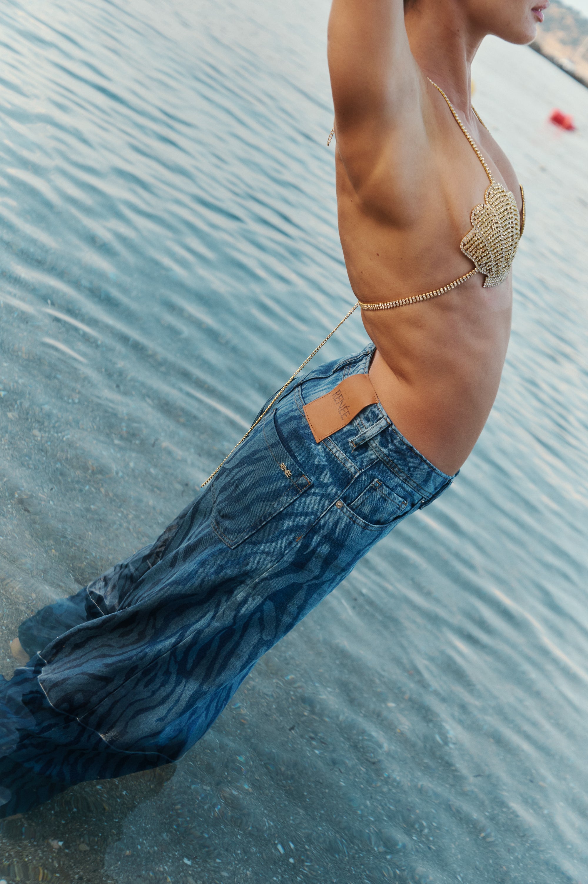 JEAN Nº24 - THE OVERSIZE SAFARI