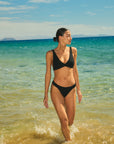 BIKINI MANIFIESTO 02 - BLACK